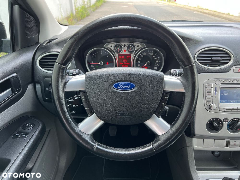 Ford Focus 1.6 TDCi DPF Sport - 23