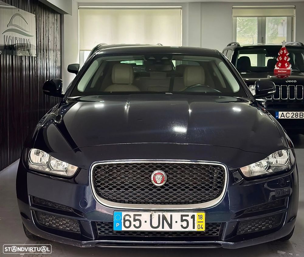 Jaguar XE 2.0 D Prestige Aut. - 8