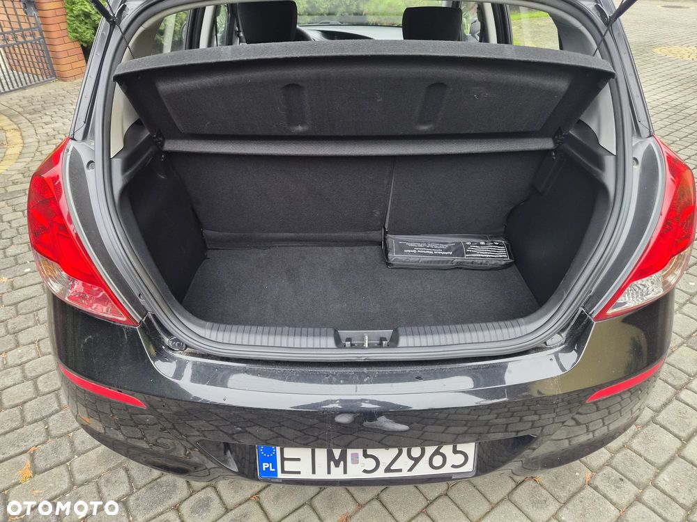 Hyundai i20 1.25 Classic - 12