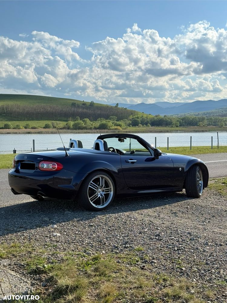 Mazda MX-5 2.0i RC REVOLUTION - 1