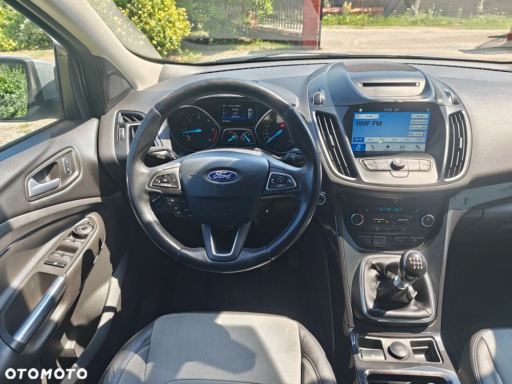 Ford Kuga 2.0 TDCi 4x2 Titanium - 15