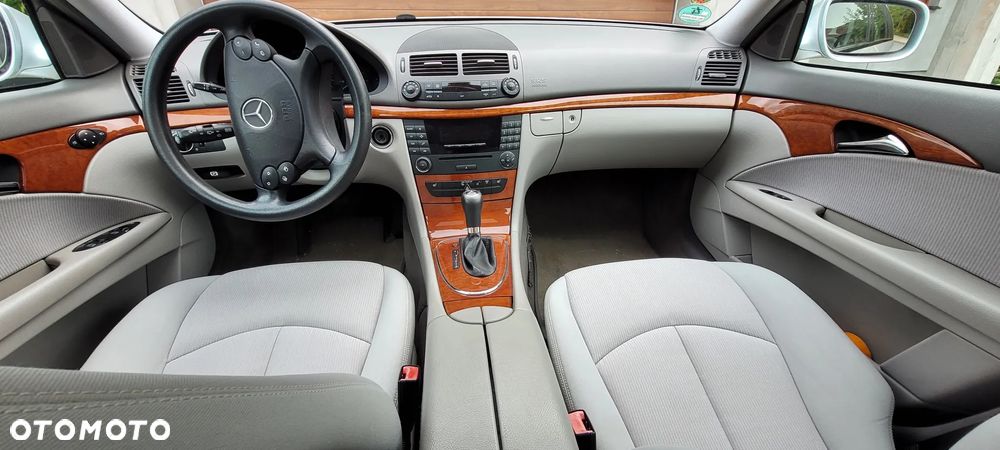 Mercedes-Benz Klasa E - 15