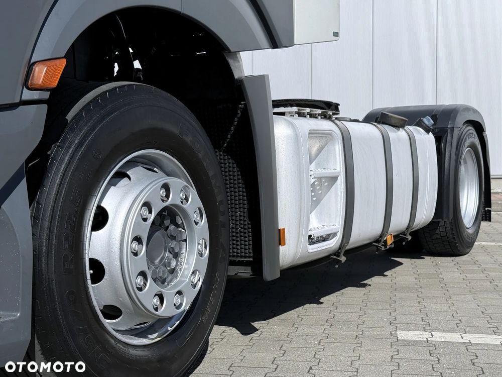 Mercedes-Benz ACTROS 1845 / STANDARD / SALON PL - 10