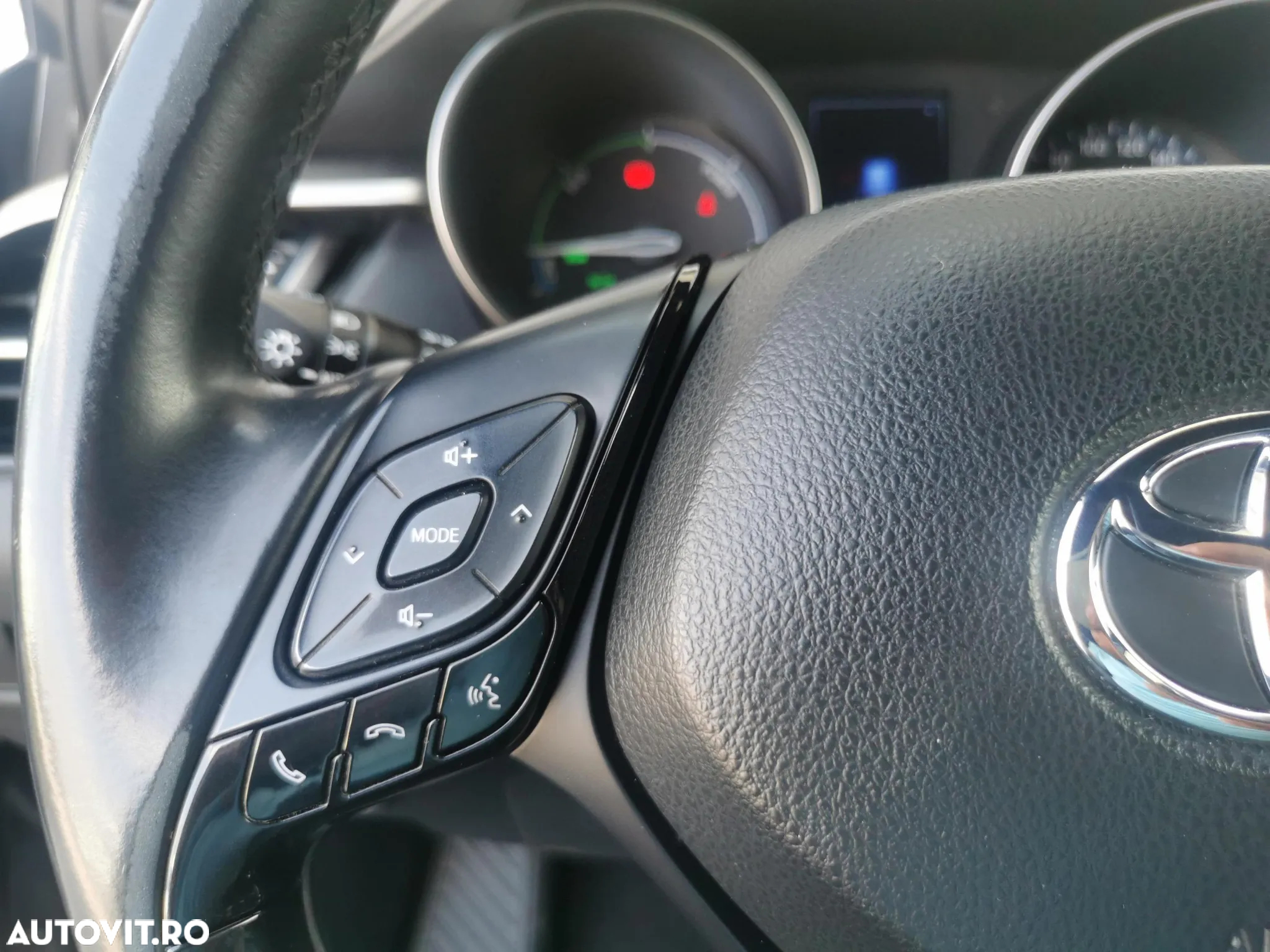 Toyota C-HR 1.8 HSD 122 CP 4x2 CVT Style - 21