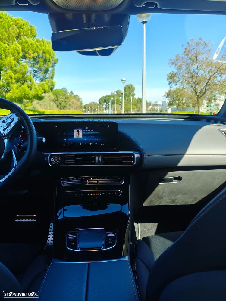 Mercedes-Benz EQC 400 4Matic AMG Line - 11