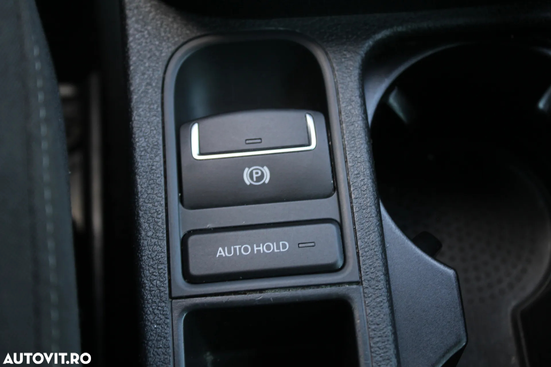 Volkswagen Tiguan 2.0 TDI SCR 4MOTION DSG R-Line - 9