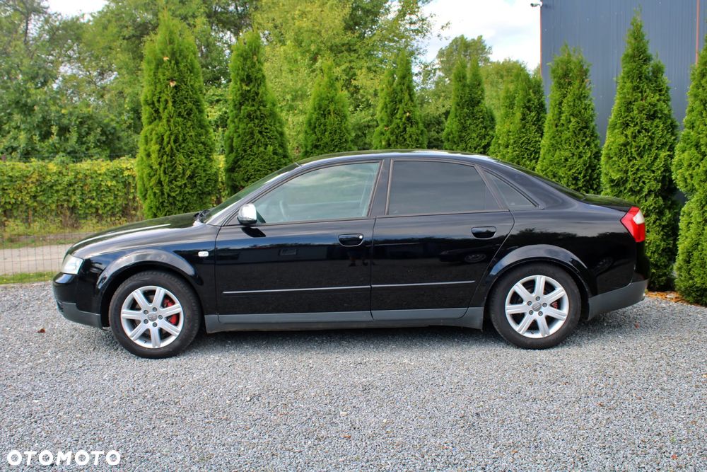Audi A4 Limousine - 9