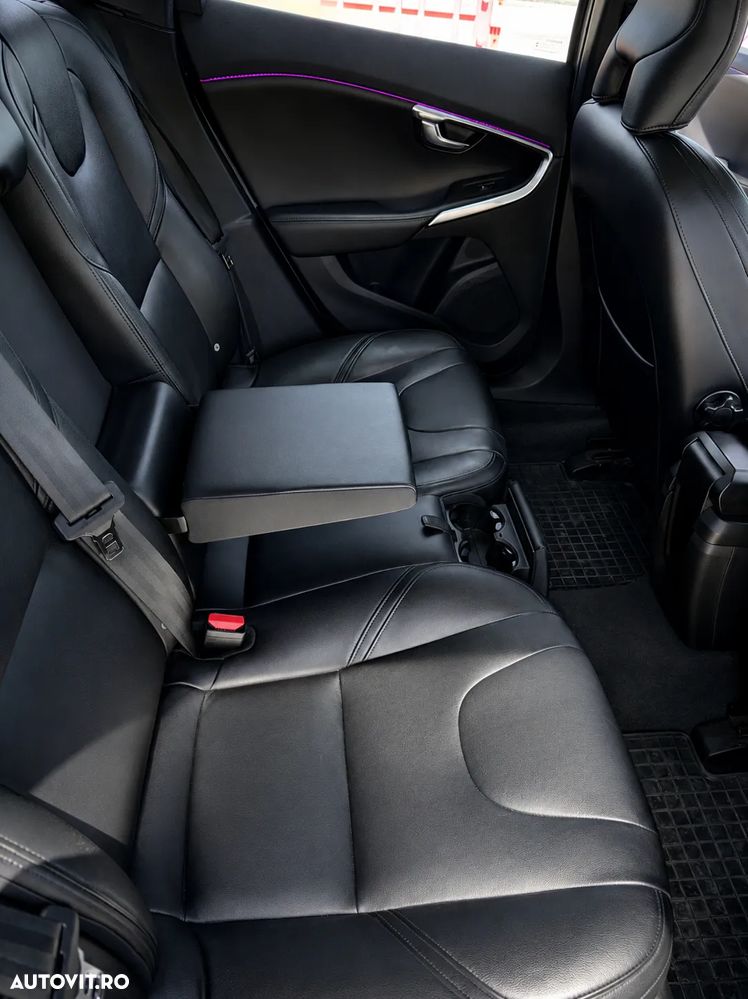 Volvo V40 - 11