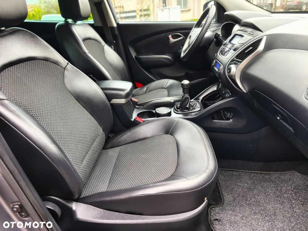 Hyundai ix35 2.0 2WD Style - 21