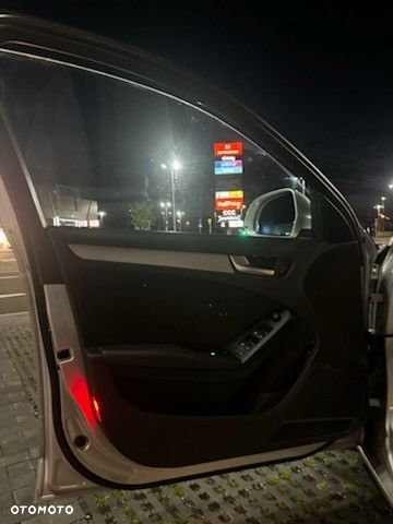 Audi A4 Limousine - 35