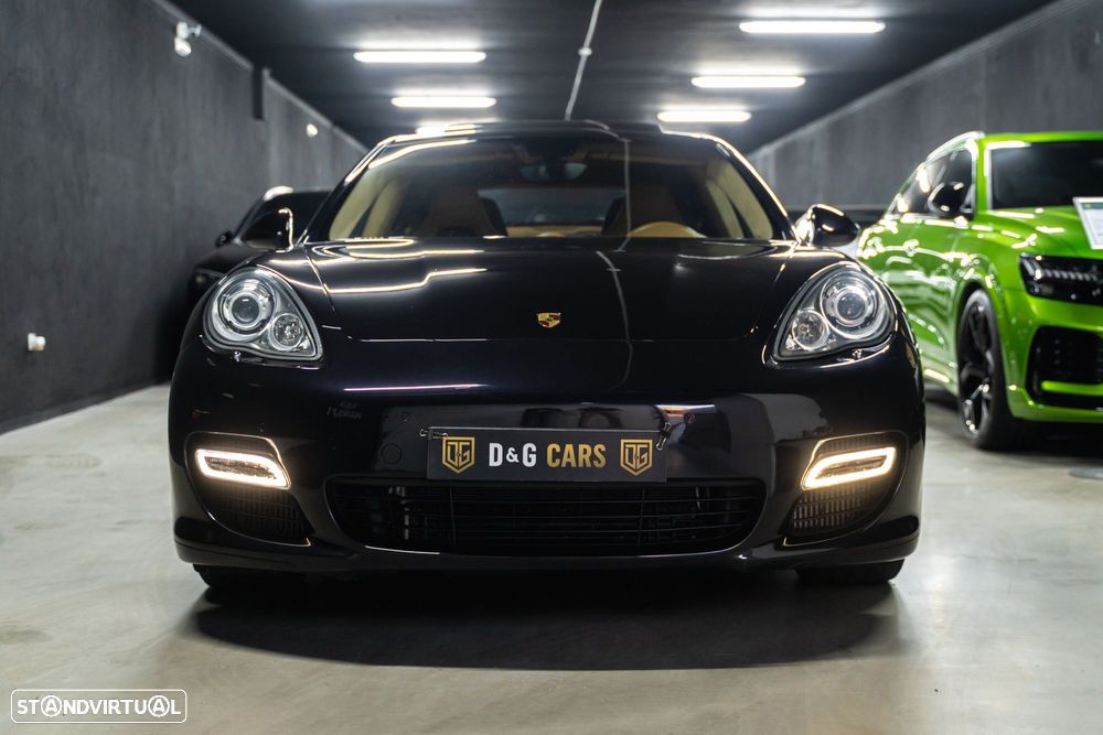 Porsche Panamera Turbo S PDK - 27