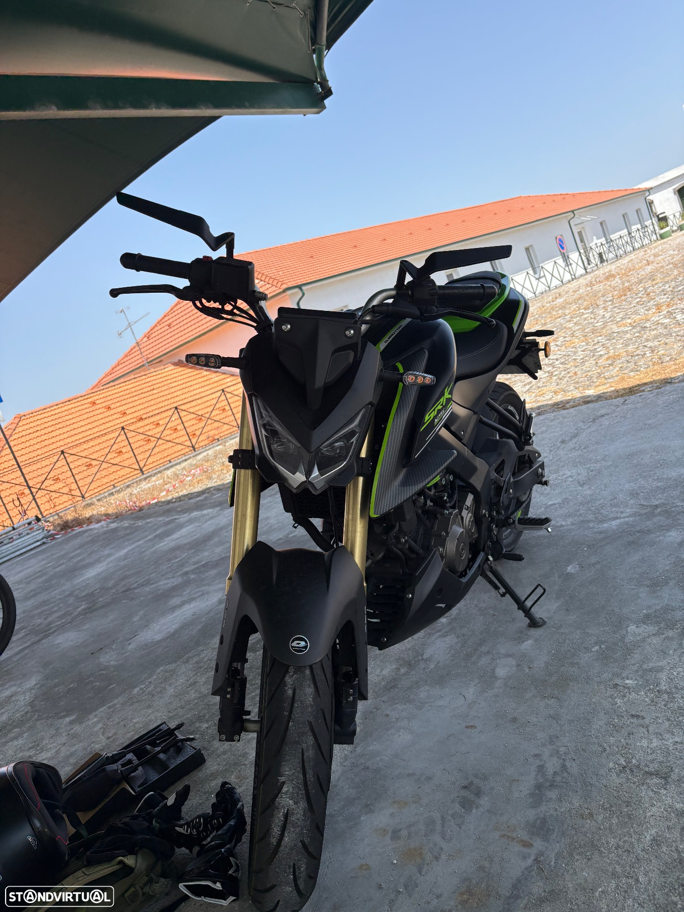 QJ Motor SRK 125S - 2