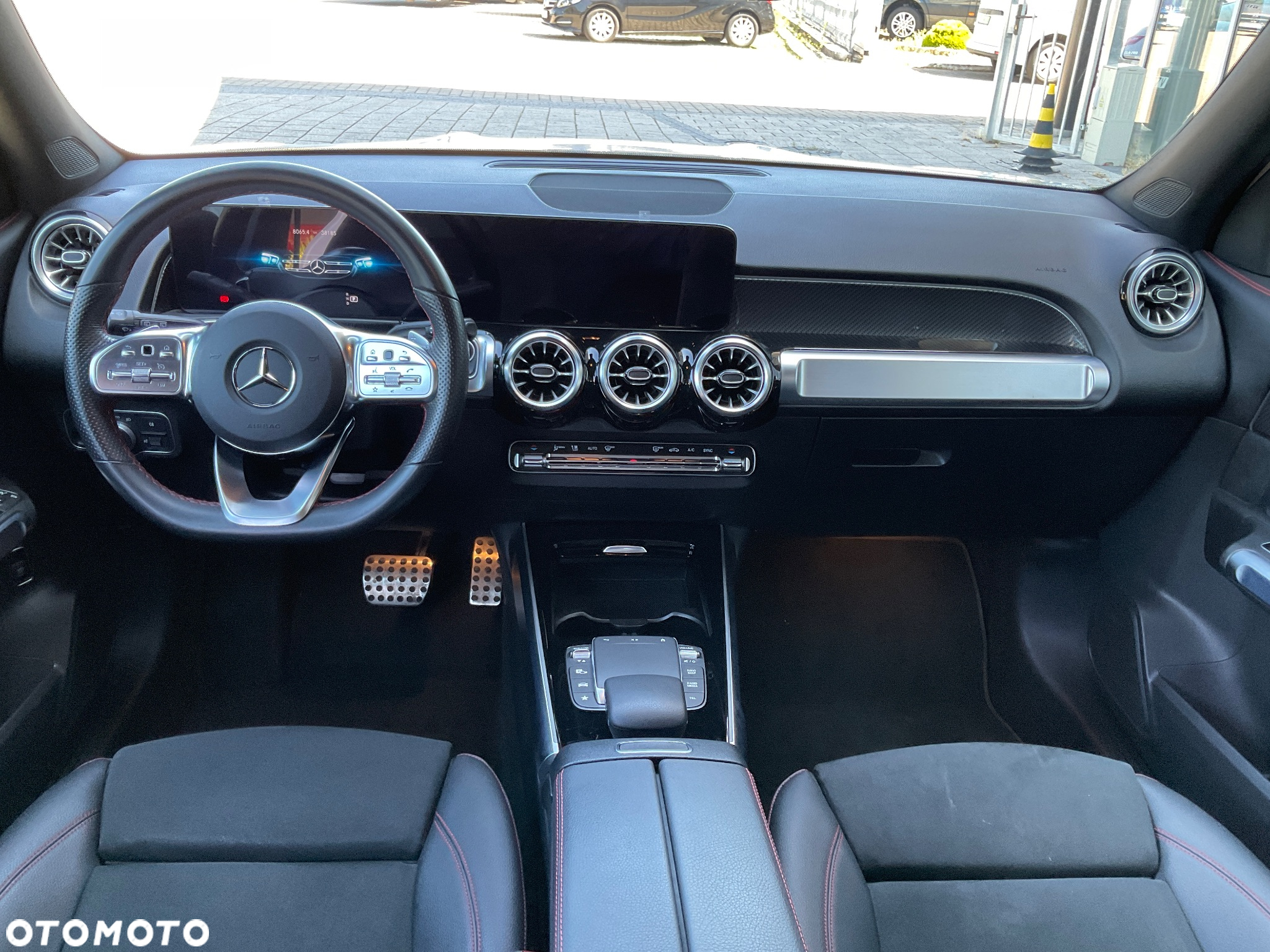 Mercedes-Benz GLB 200 AMG Line 7G-DCT - 12