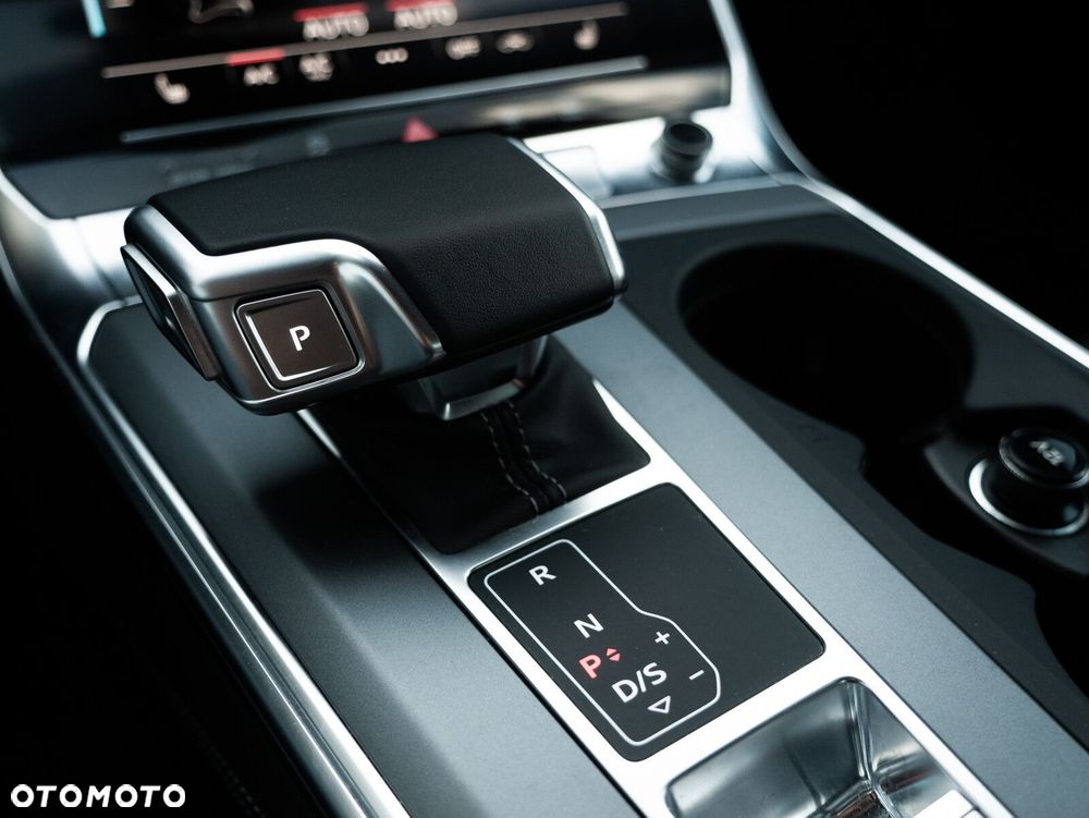Audi A6 - 40