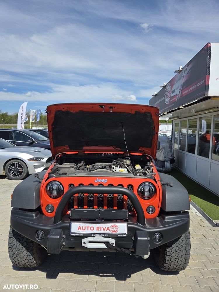 Jeep Wrangler 2.8 CRD AT Rubicon - 27