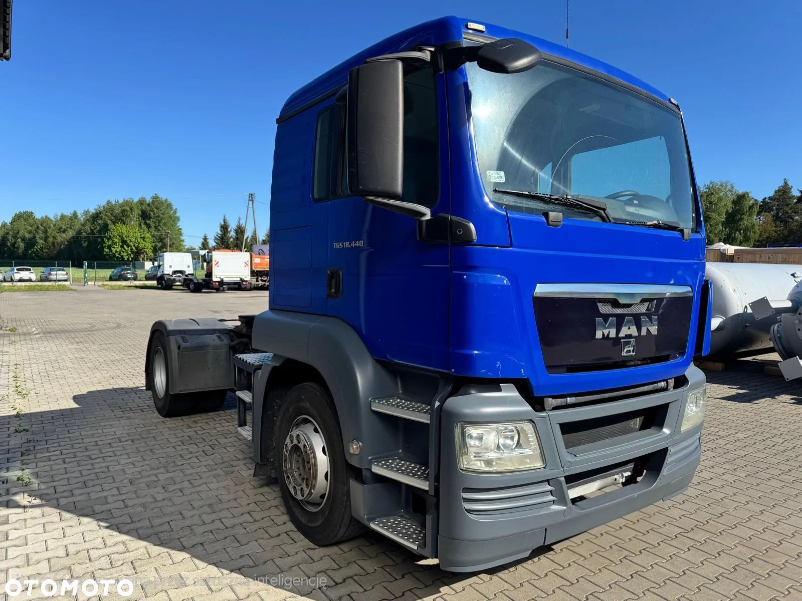 Kompletna kabina sypialna, niska Man Tgs 18.440 + stopnice + zderzak - 1