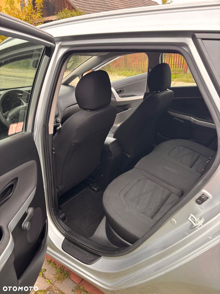 Kia Ceed - 15