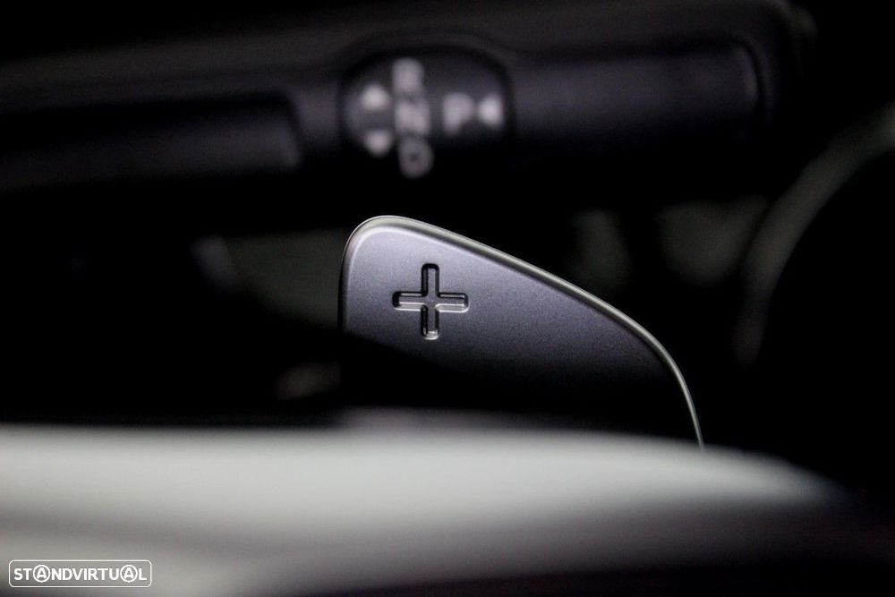 Mercedes-Benz GLA 180 d AMG Line - 27