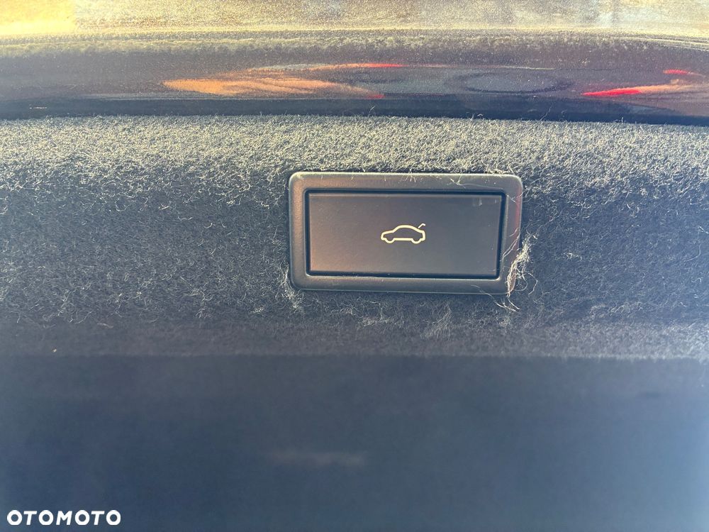 Skoda Superb 1.8 TSI L&K DSG - 28