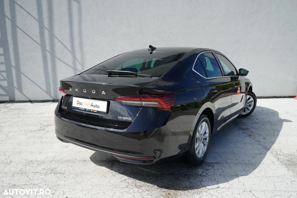 Skoda Octavia 1.5 TSI DSG MHEV Style - 6