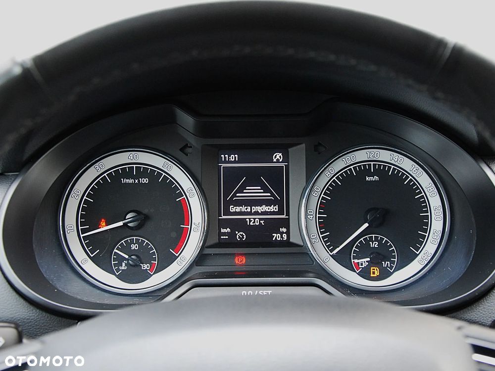 Skoda Octavia 1.5 TSI ACT Style - 6