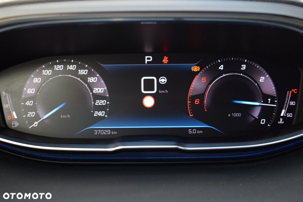 Peugeot 5008 1.5 BlueHDi Allure S&S EAT8 - 35