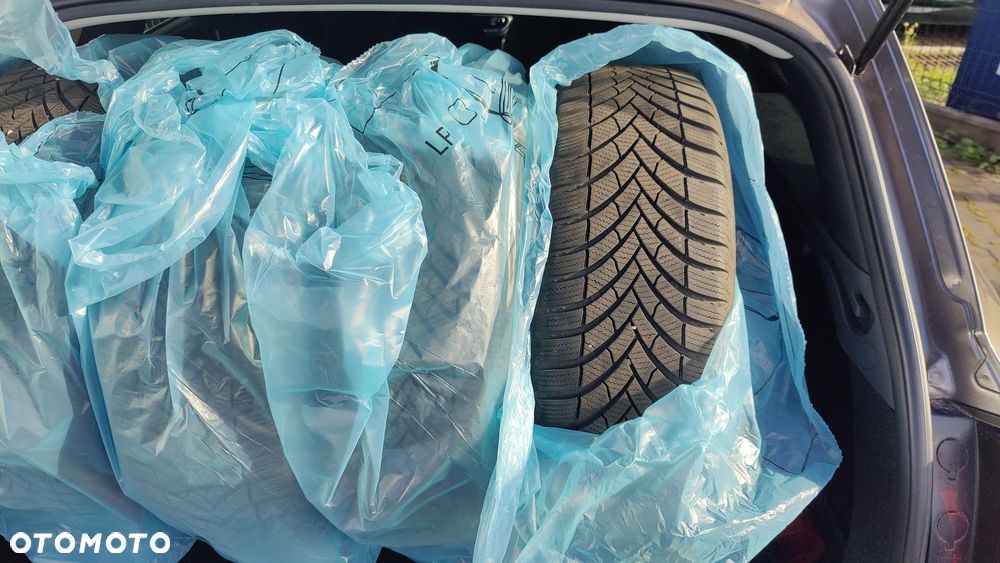 Hyundai i30 1.5 DPI Comfort - 12