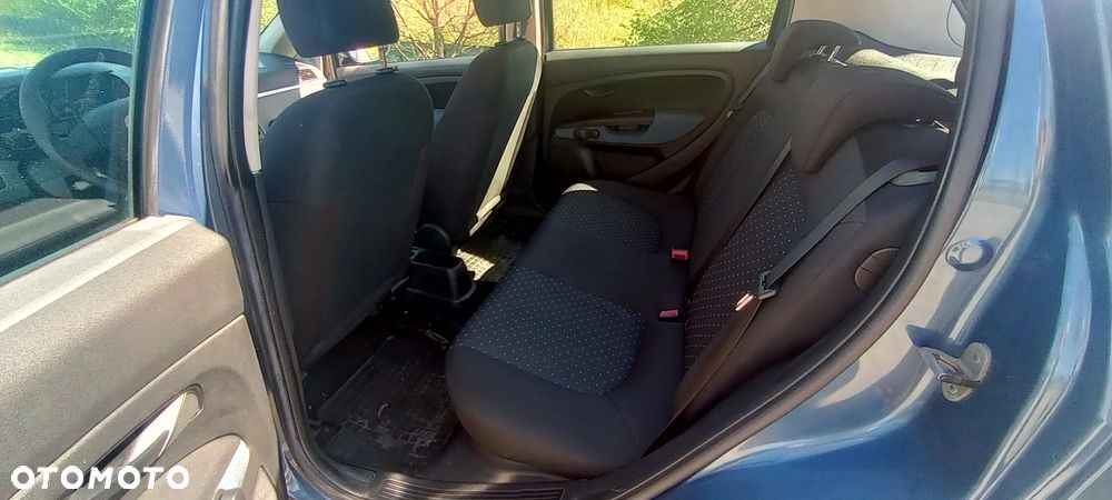 Fiat Punto 1.2 8V Active - 10