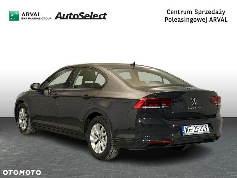 Volkswagen Passat - 3