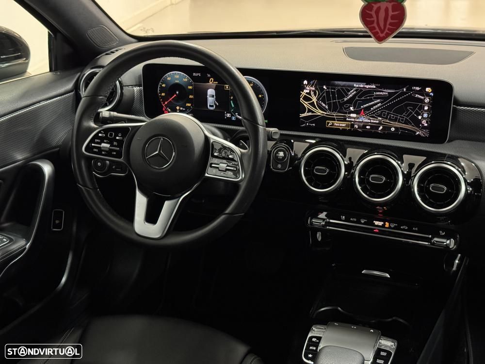 Mercedes-Benz A 180 Limousine d Progressive Aut. - 6