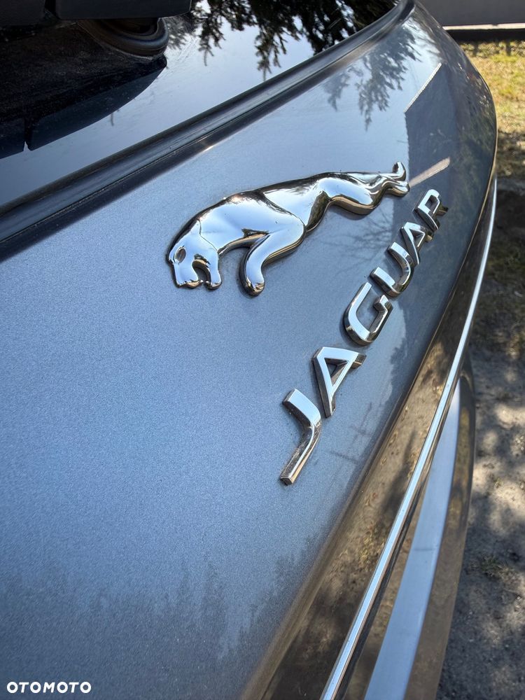 Jaguar XF 2.0 i4D AWD Portfolio - 6