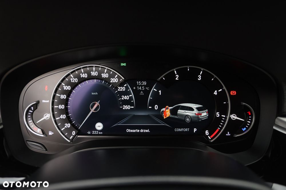 BMW Seria 5 520d M Sport Edition - 29