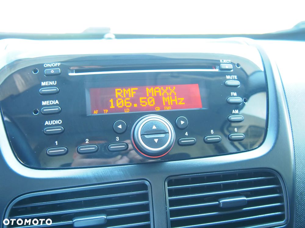 Opel COMBO - 21
