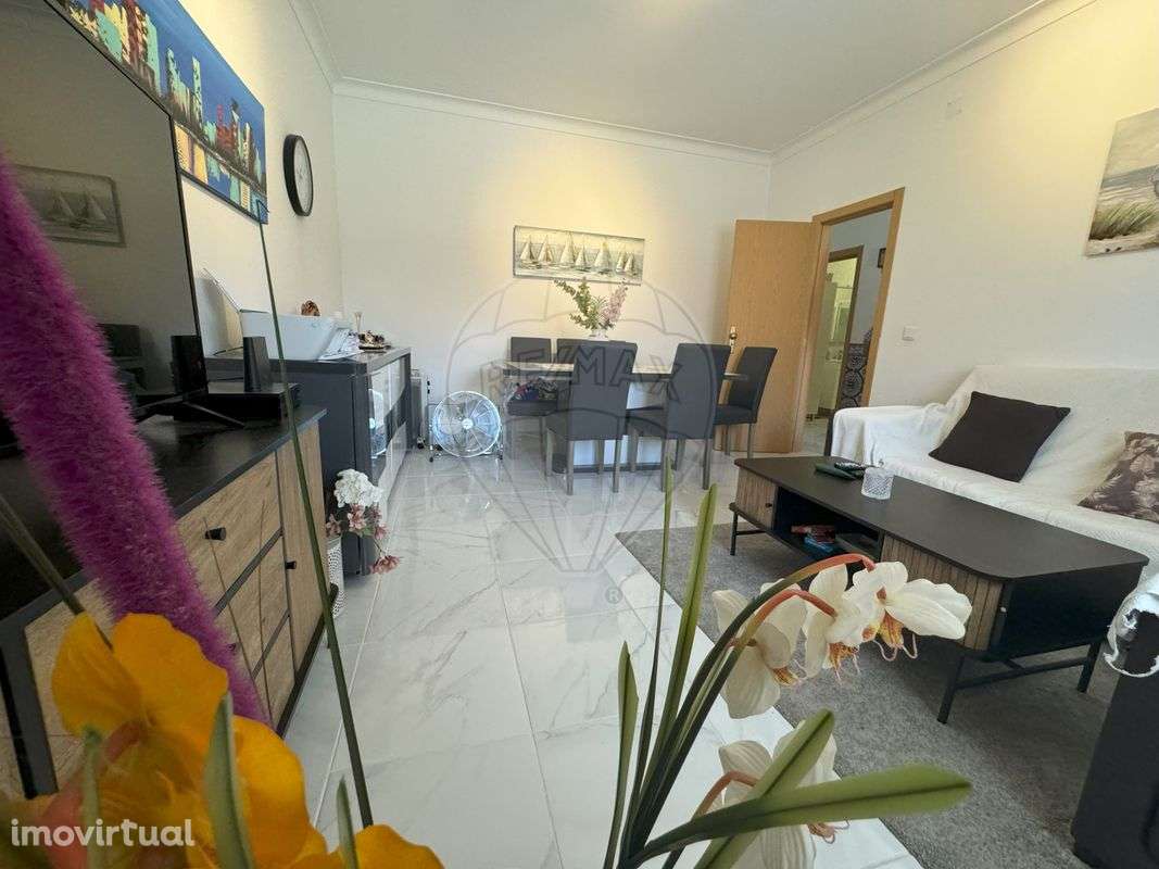 Moradia T2 para venda - Grande imagem: 2/50