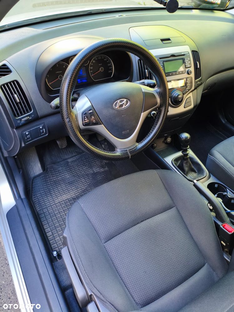 Hyundai i30 1.6 CRDi Comfort - 10