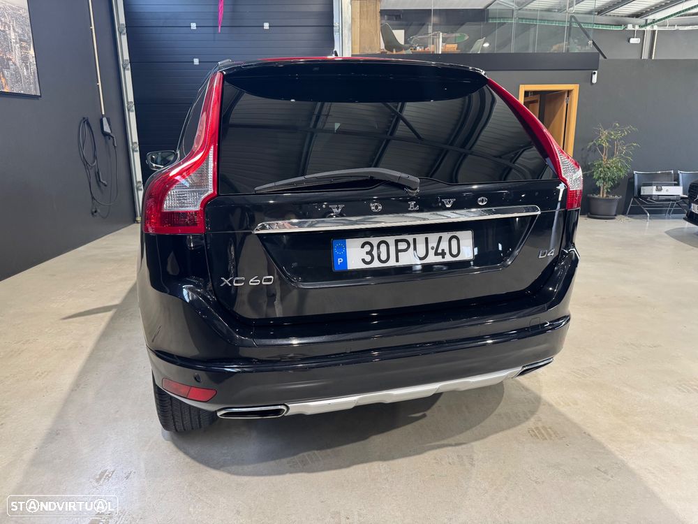 Volvo XC 60 2.0 D4 Momentum - 7