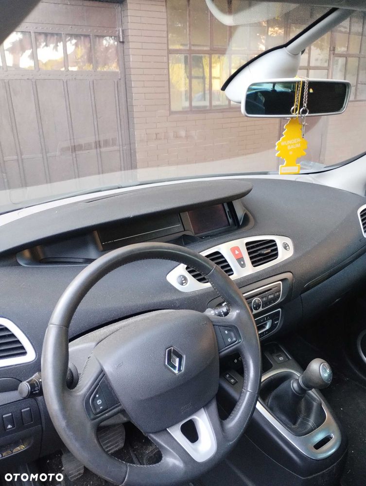 Renault Scenic - 3
