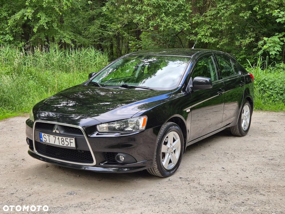 Mitsubishi Lancer 1.5 Invite - 1