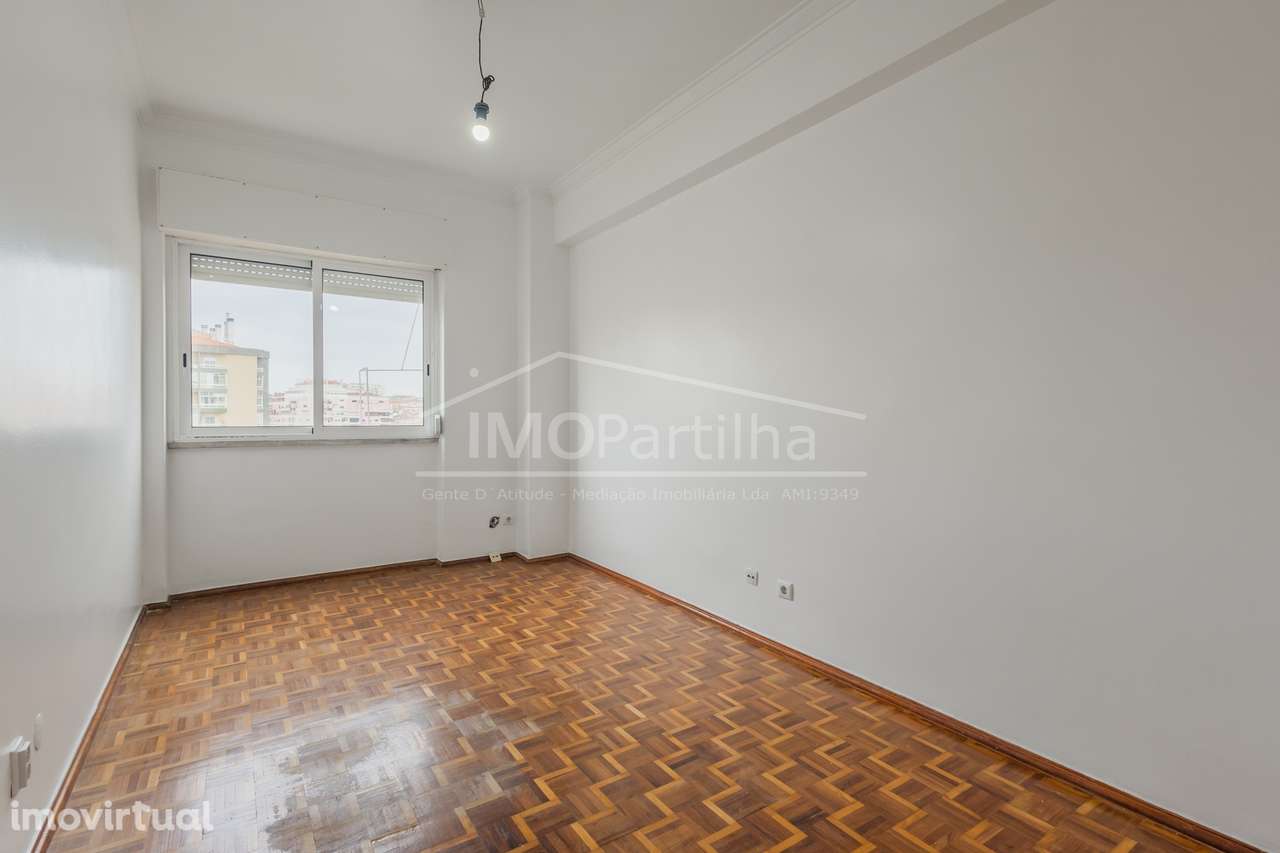 Apartamento T2
Cacém - Grande imagem: 4/21