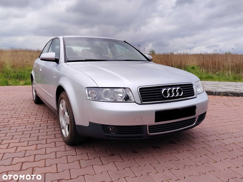 Audi A4 Limousine - 2