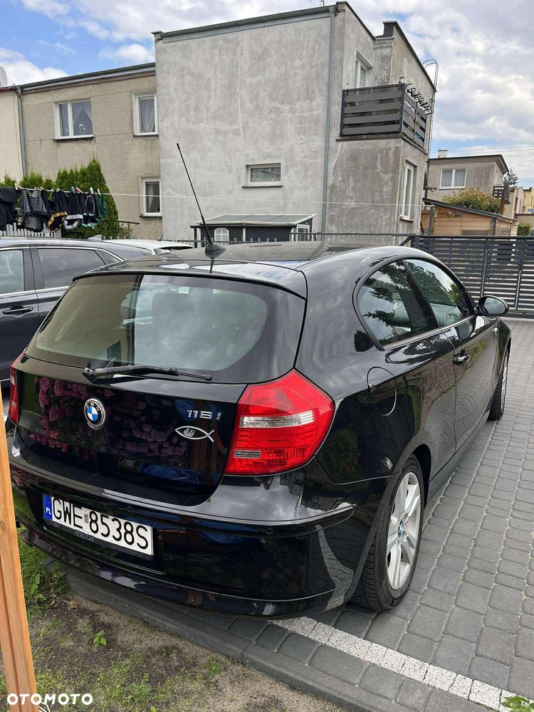 BMW Seria 1 116i - 6