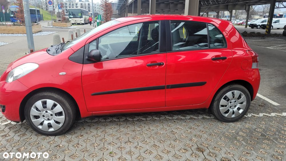 Toyota Yaris 1.0 Terra - 1