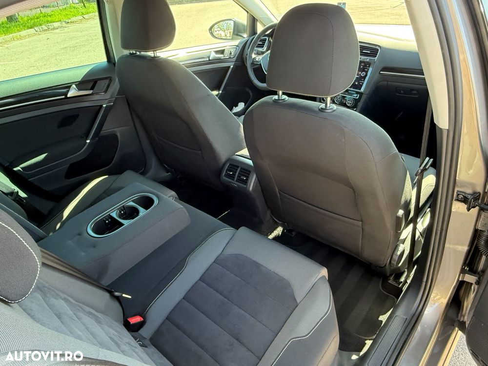 Volkswagen Golf 2.0 TDI DPF DSG Highline - 8