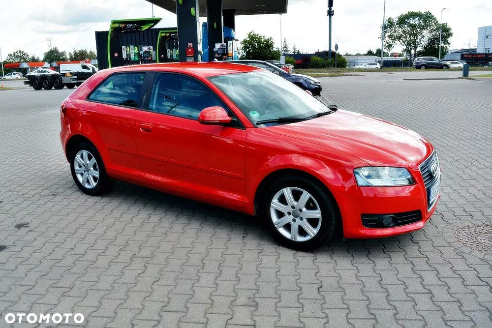 Audi A3 3-drzwiowe 1.6 Ambition - 5