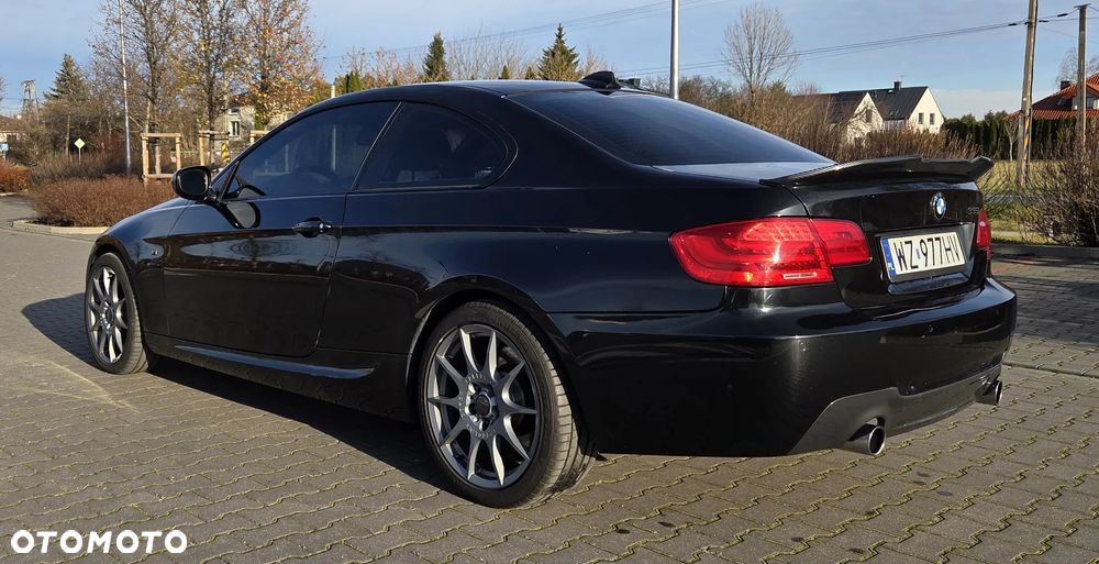 BMW Seria 3 335i xDrive M Sport Edition - 3