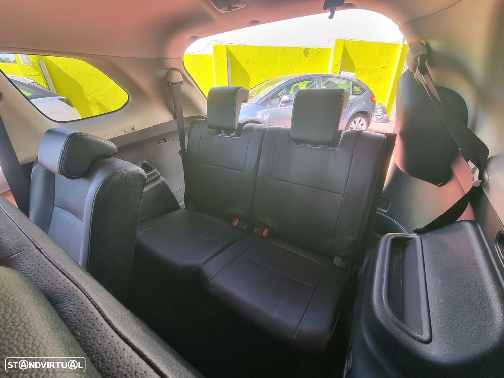 Mitsubishi Outlander 2.2 DI-D Intense - 26