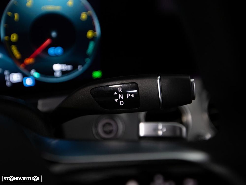 Mercedes-Benz E 300 de 4Matic T 9G-TRONIC AMG Line - 25