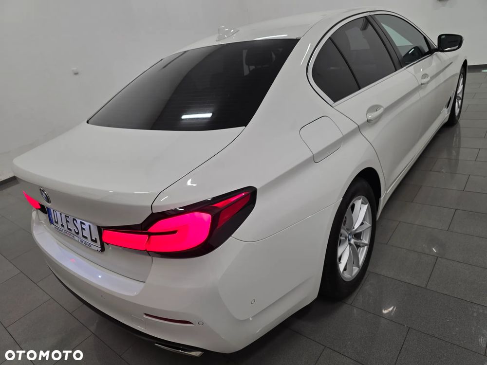 BMW Seria 5 518d mHEV Luxury Line sport - 6