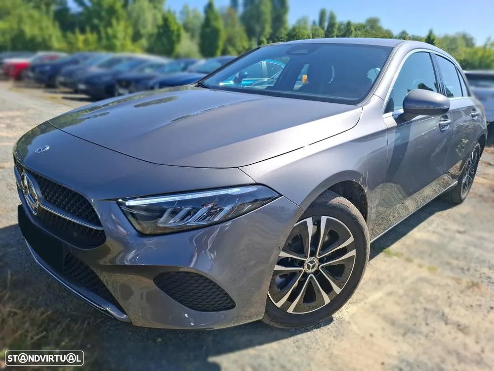 Mercedes-Benz A 250 e 8G-DCT Special Edition - 1