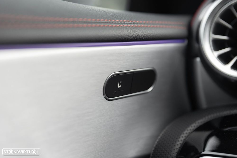 Mercedes-Benz CLA 250 7G-DCT AMG Line - 13